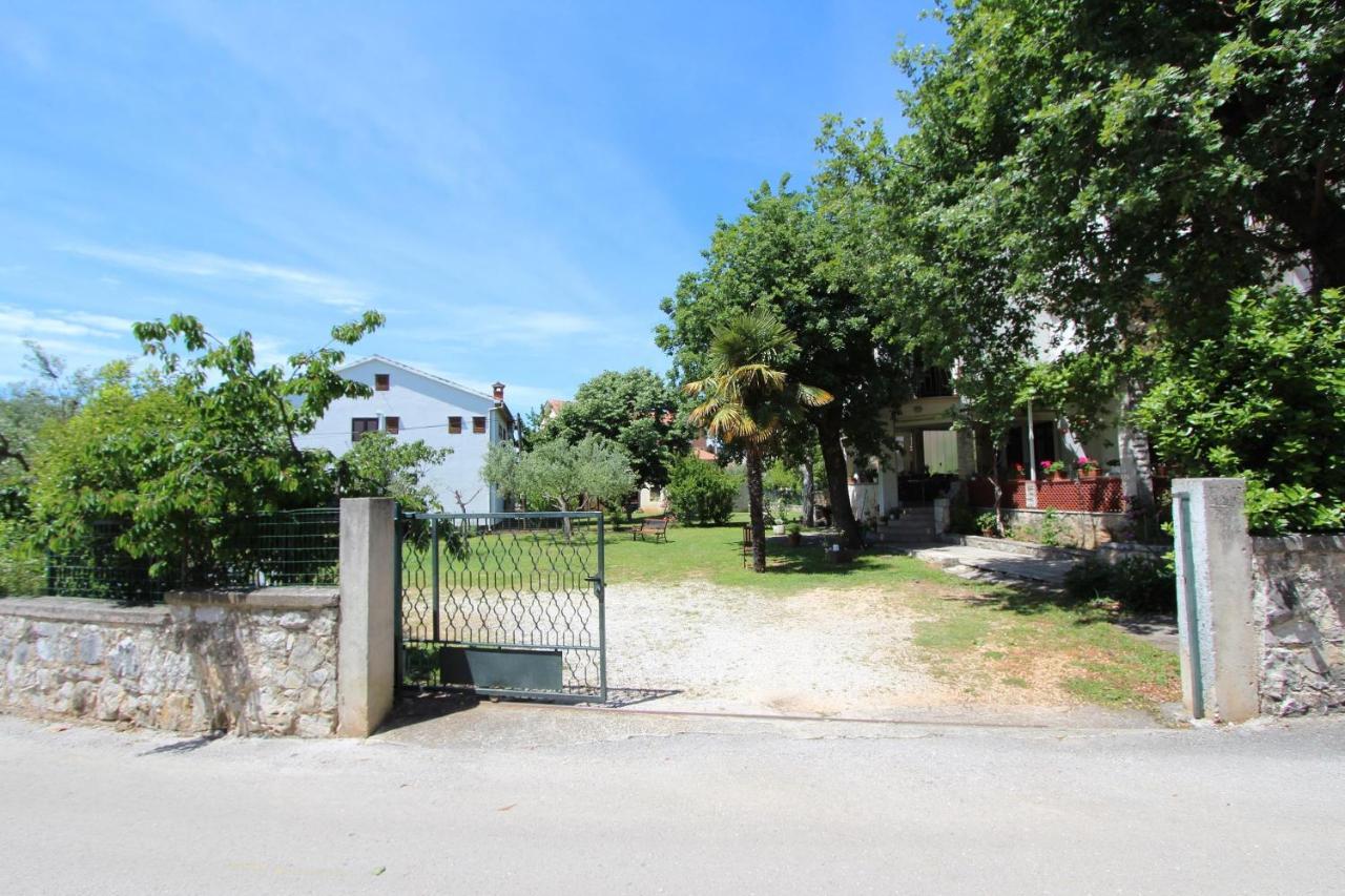 Rooms And Apartments Dino Rovinj Exterior foto
